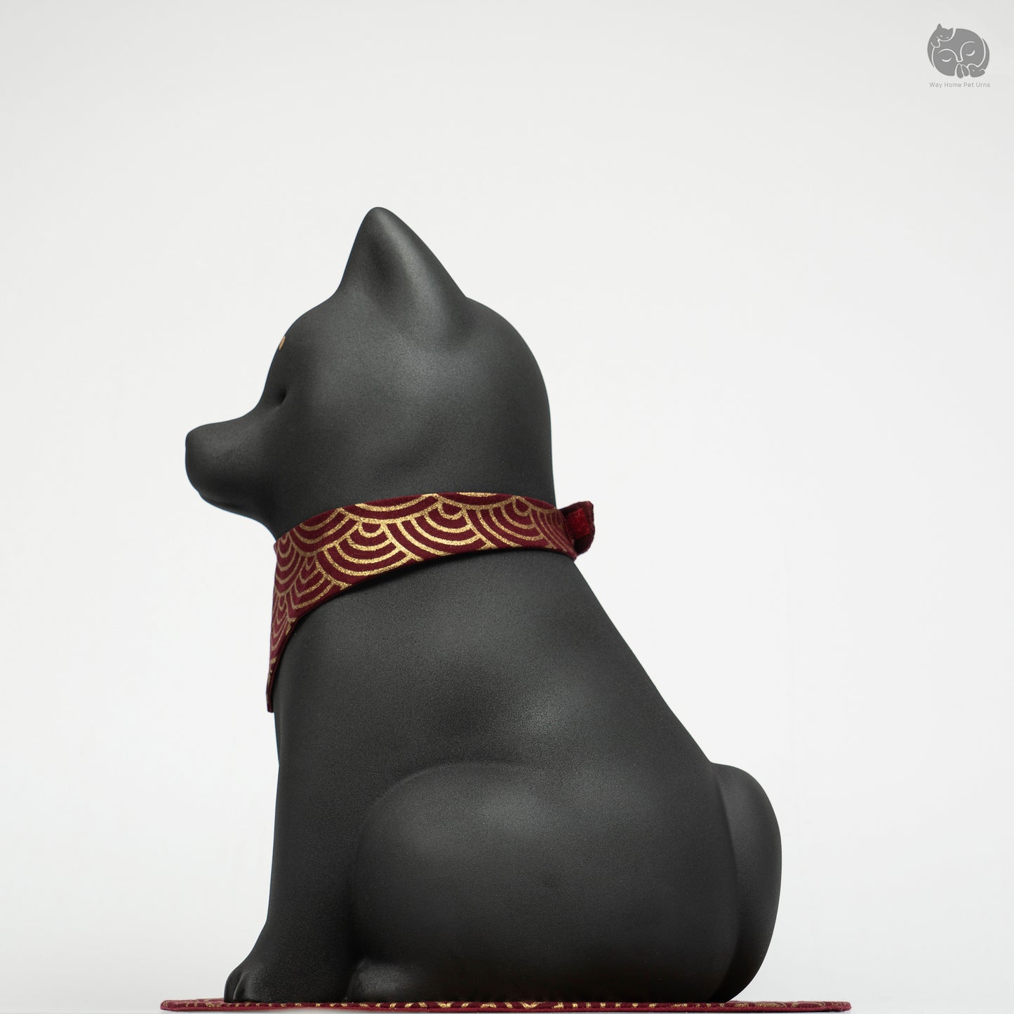 Obsidian Black Handmade Ceramic Urn for Dogs - Suitable for Husky, German Shepherd and Shiba