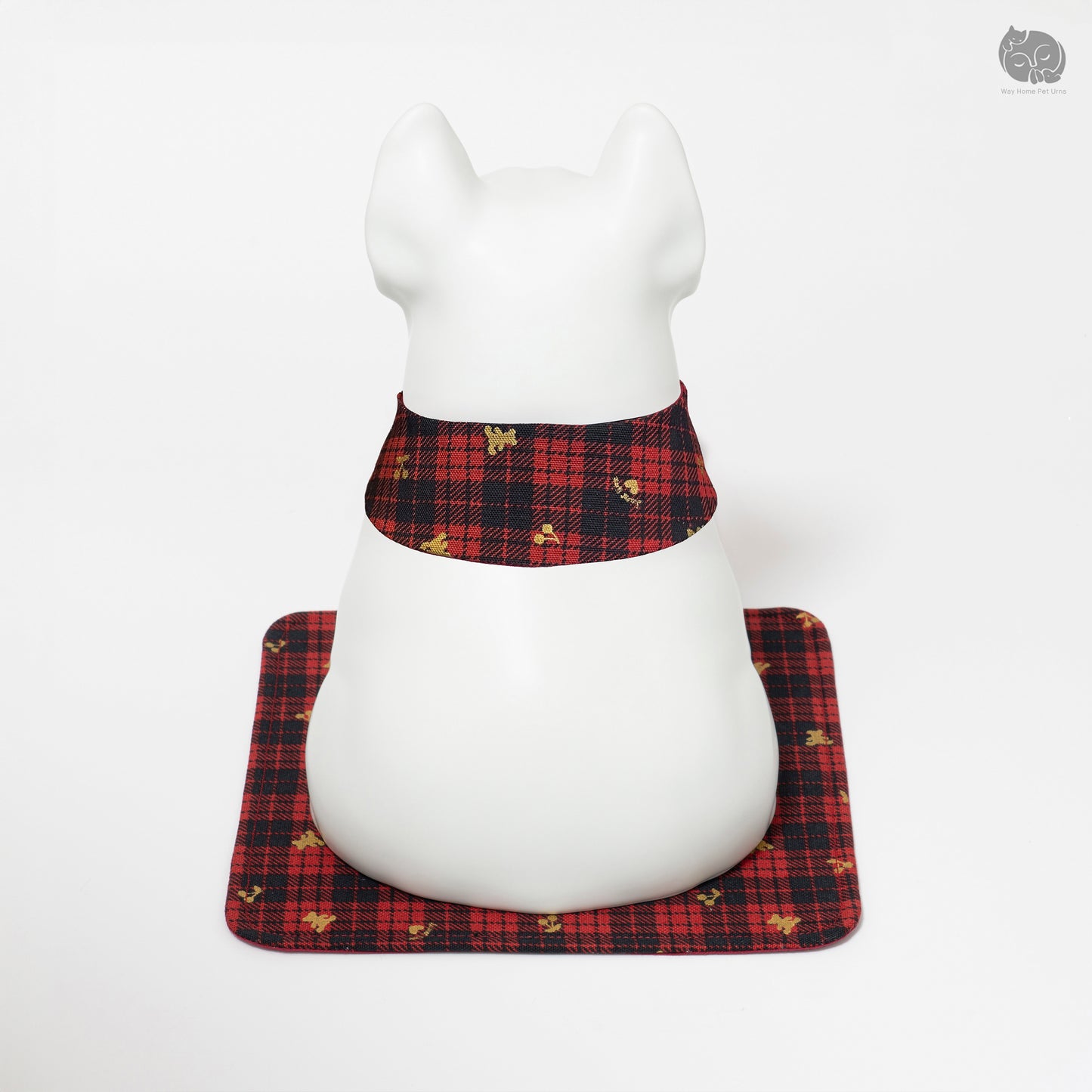 Ivory White Handmade Ceramic Urn for Dogs - Suitable for Bulldog and Boston Terrier