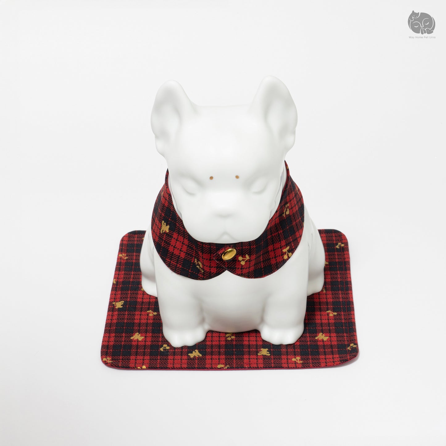 Ivory White Handmade Ceramic Urn for Dogs - Suitable for Bulldog and Boston Terrier